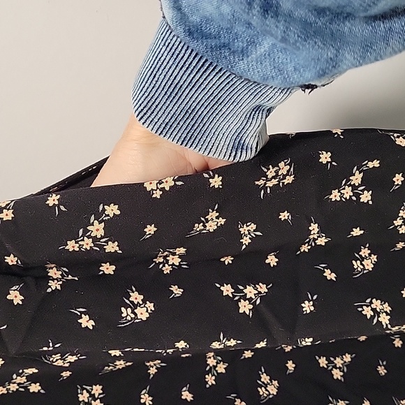 One shoulder strap pocketed dress - Picture 3 of 3